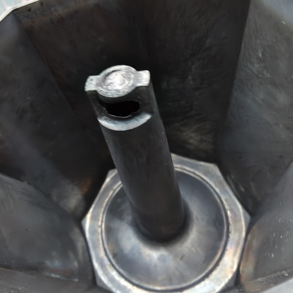 Bialetti Stovetop Espresso Maker 18 cup - Picture 3 of 9